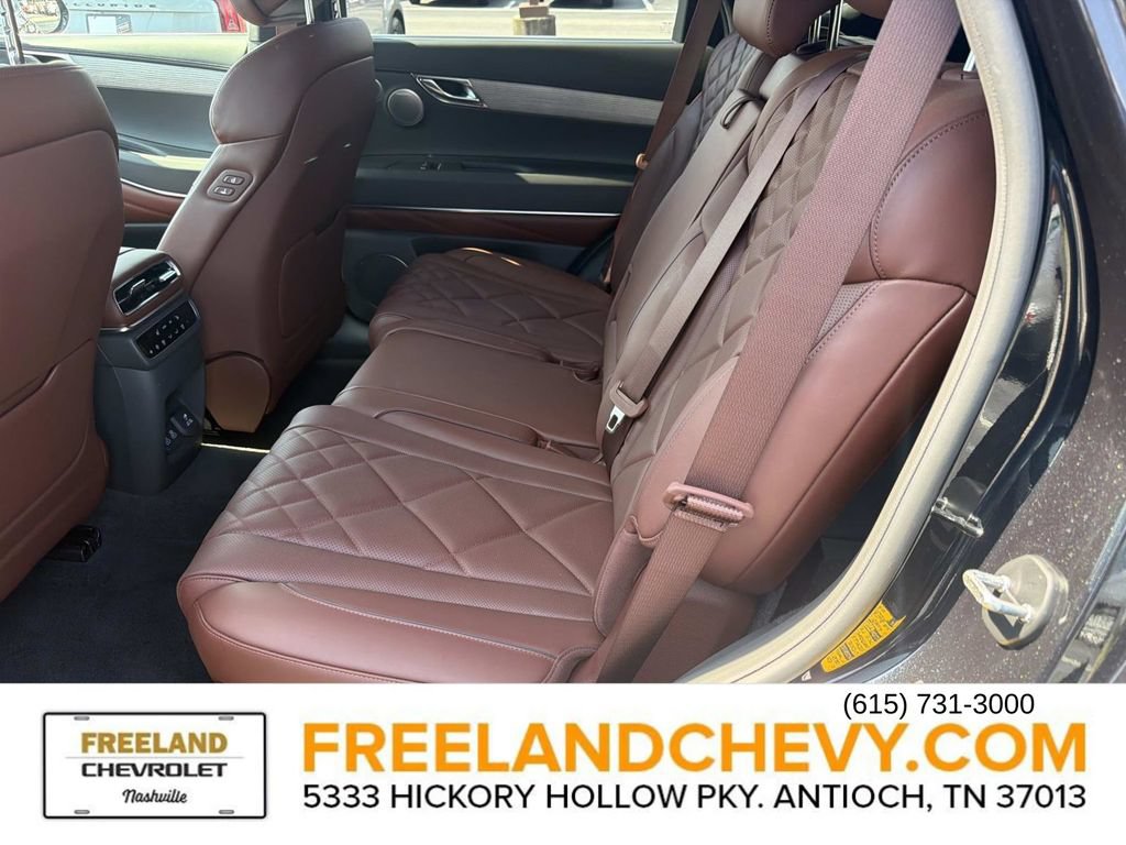 Used 2025 Genesis GV80 3.5T Prestige AWD/4WD image 16