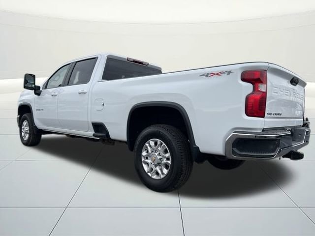Used 2024 Chevrolet Silverado 3500 LT w/ Convenience Package image 3