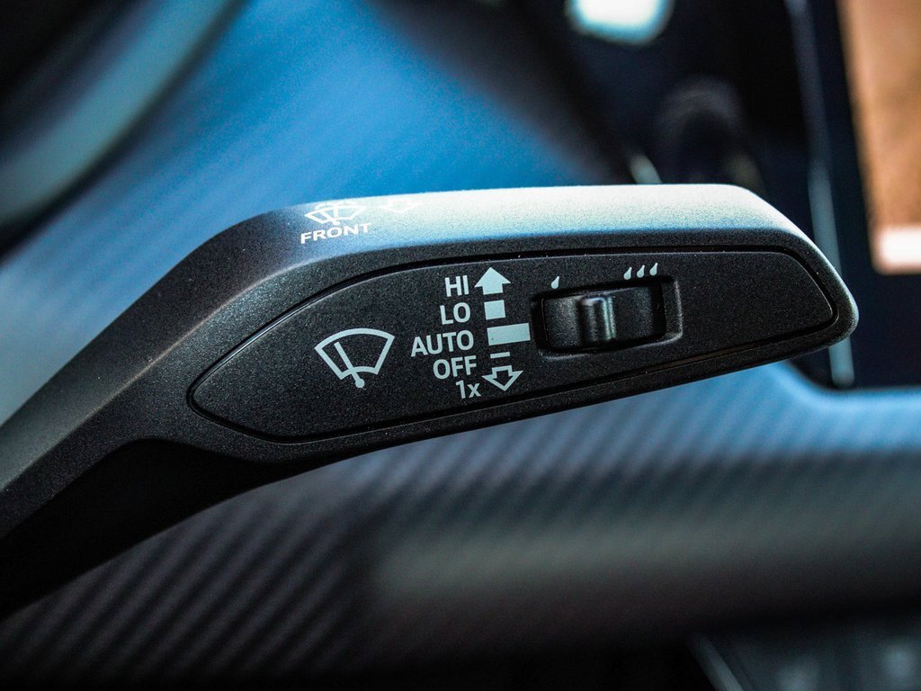 Used 2024 Audi e-tron GT Premium Plus image 31