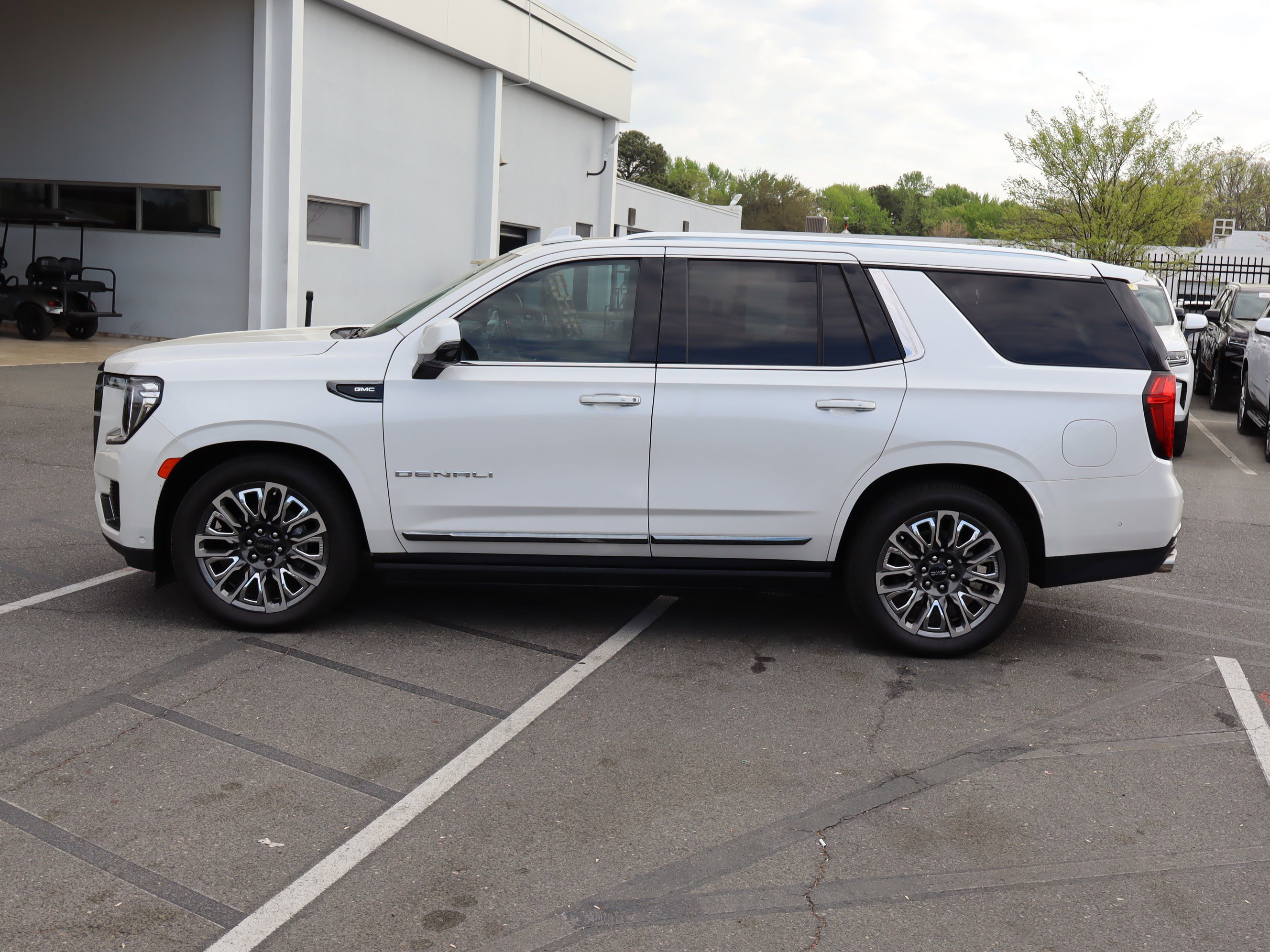 Certified 2023 GMC Yukon Denali Ultimate image 7