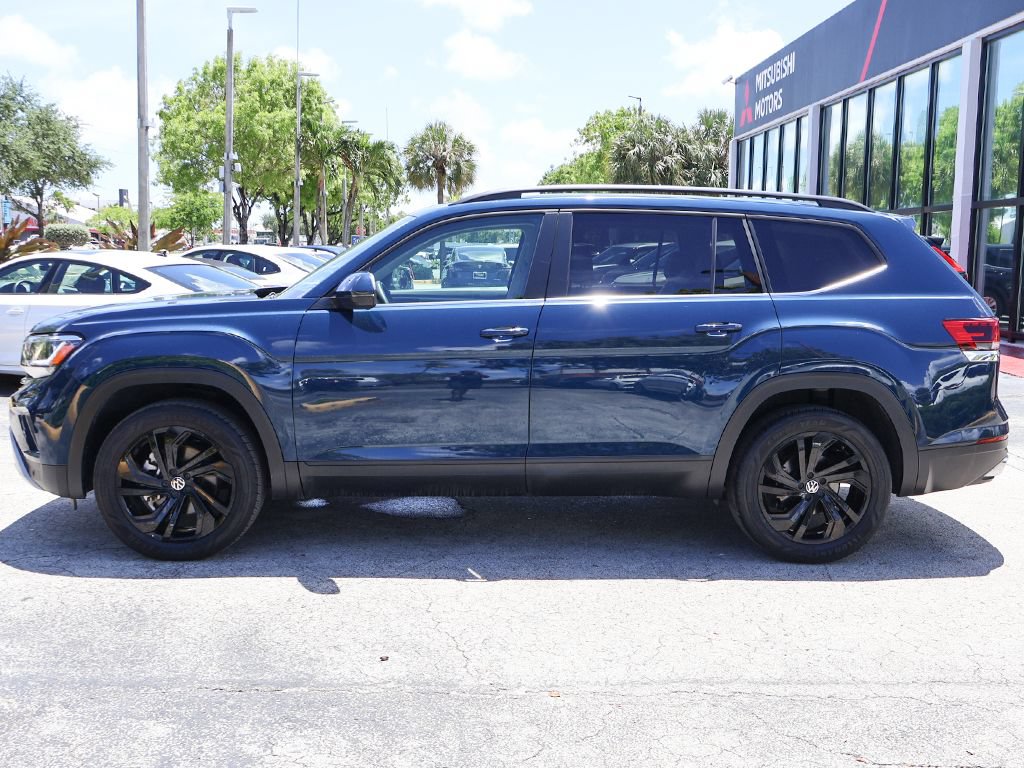Used 2022 Volkswagen Atlas SE w/ Panoramic Sunroof Package FWD image 17