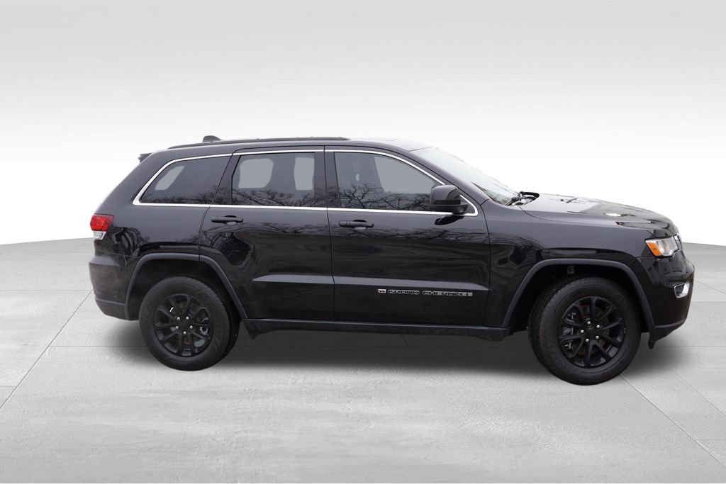 Certified 2022 Jeep Grand Cherokee Laredo X image 4