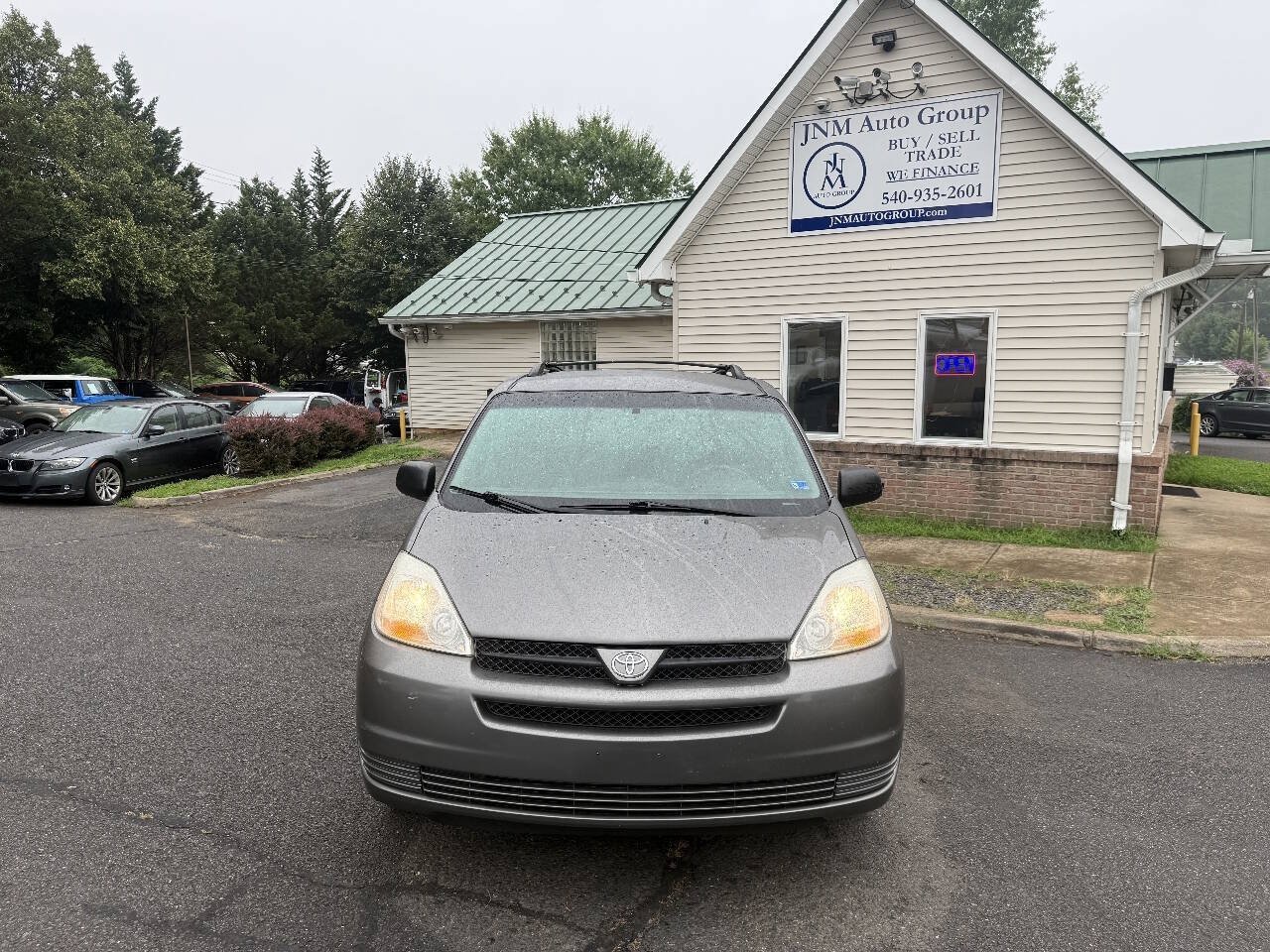 Used 2005 Toyota Sienna LE AWD/4WD image 2