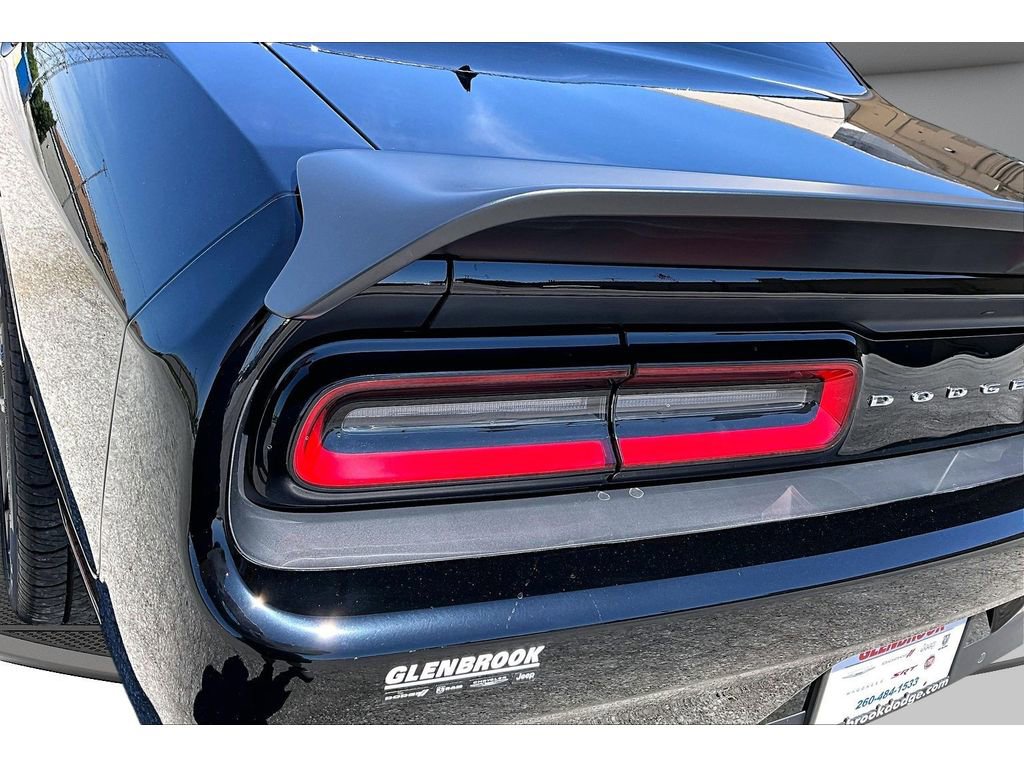 Used 2023 Dodge Challenger SRT Hellcat w/ Driver Convenience Group RWD image 36