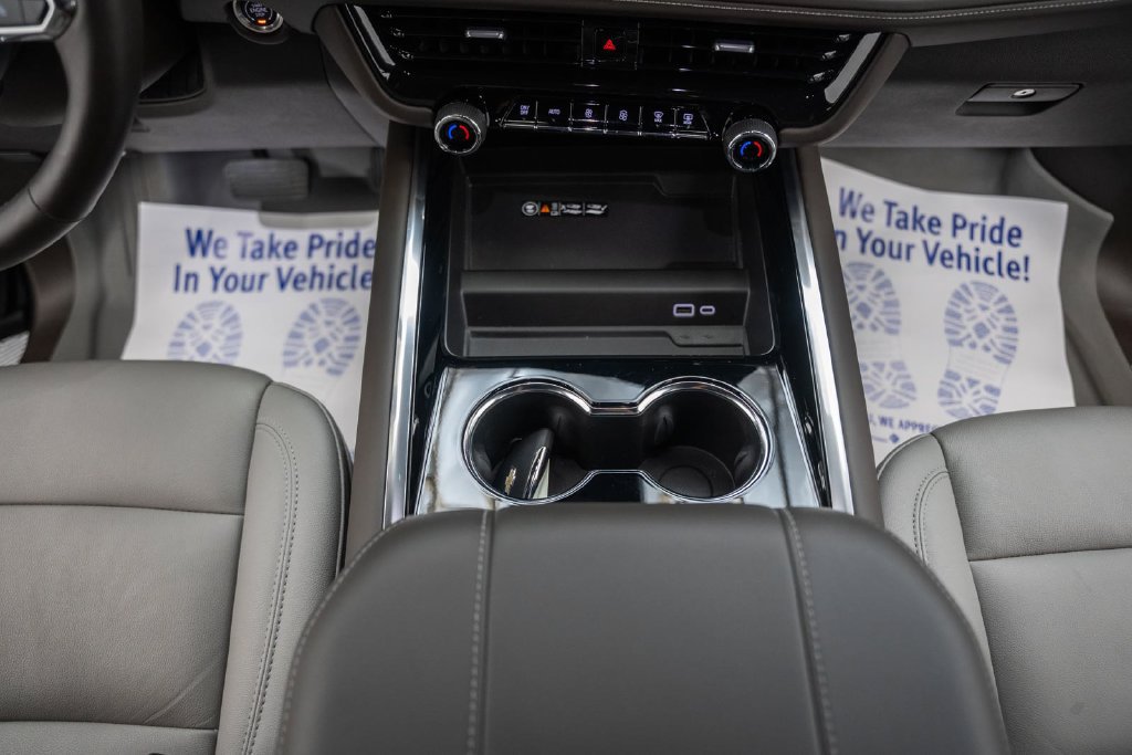 Used 2025 Chevrolet Tahoe LT w/ Comfort Package RWD image 33