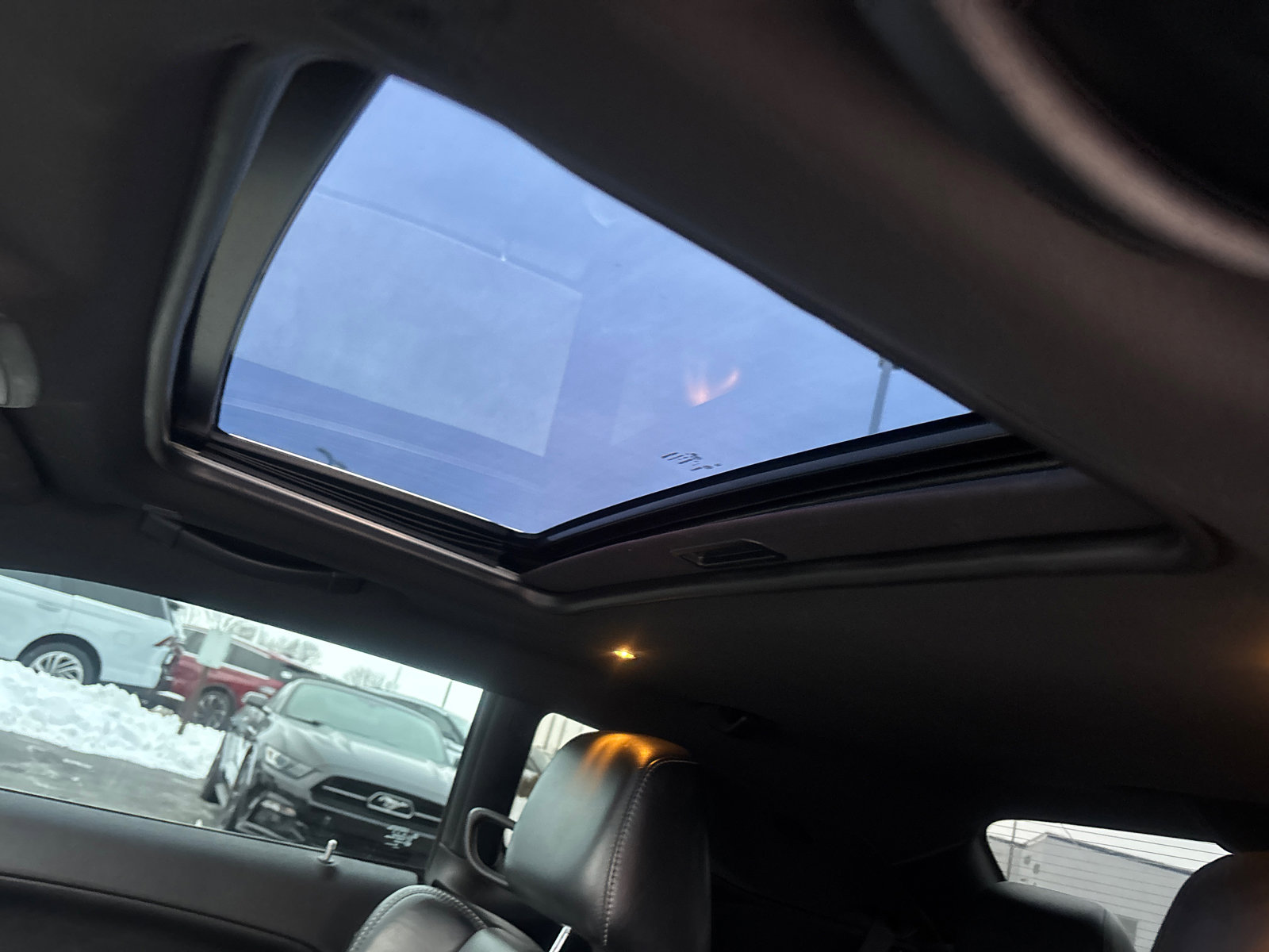 Used 2019 Dodge Challenger SRT Hellcat Redeye image 24