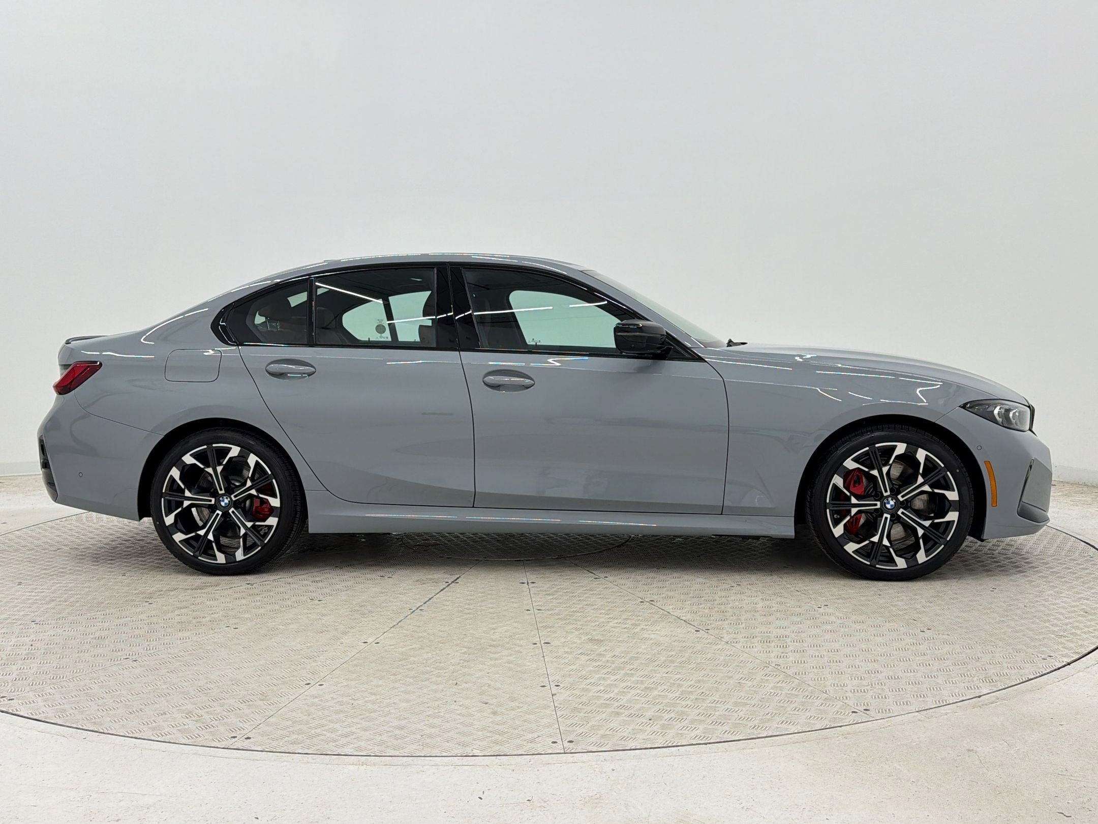 New 2026 BMW 330i xDrive Sedan AWD/4WD image 8