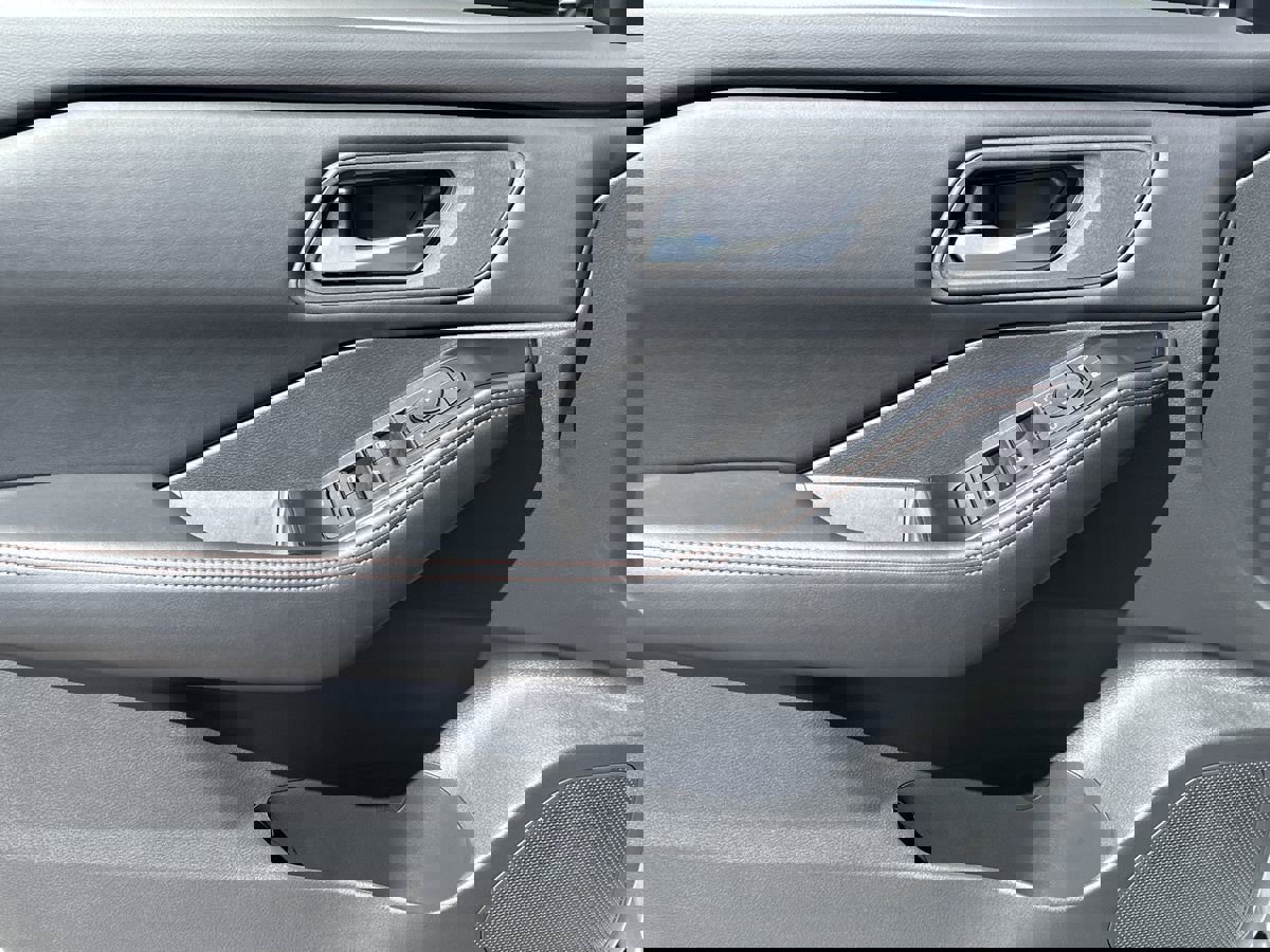 New 2026 Nissan Rogue SV image 18