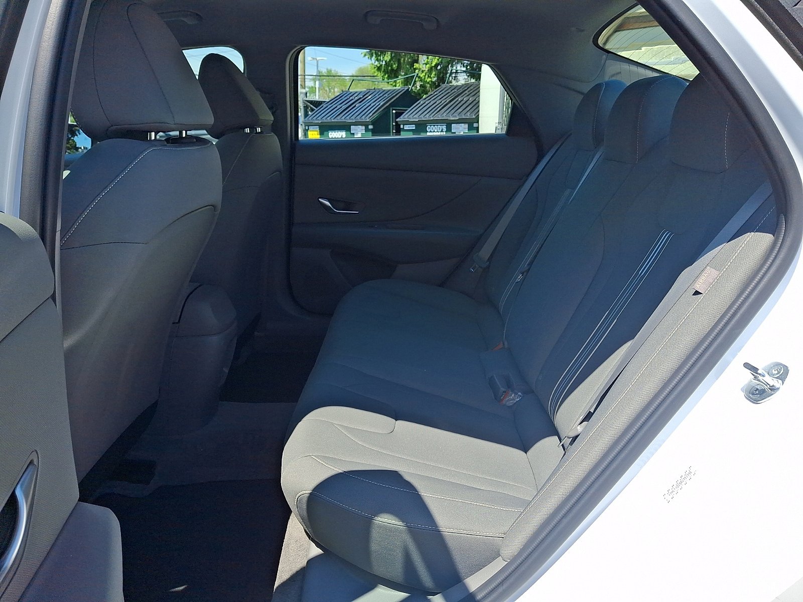 Certified 2024 Hyundai Elantra SEL FWD image 11