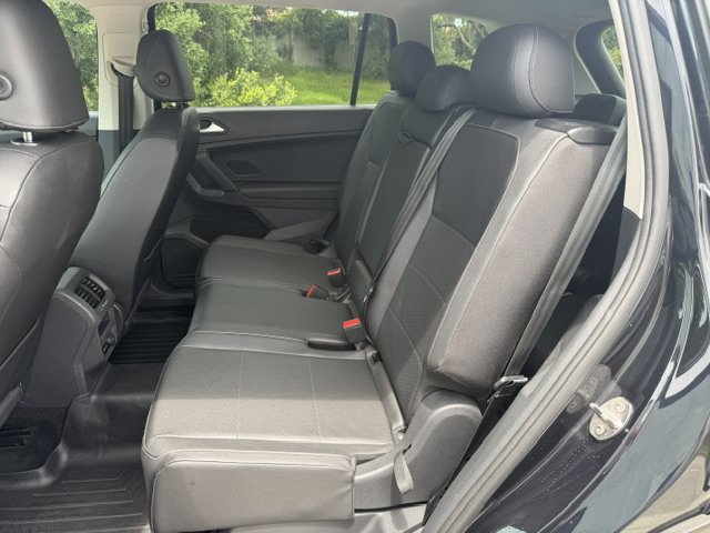 Used 2019 Volkswagen Tiguan SEL FWD image 12