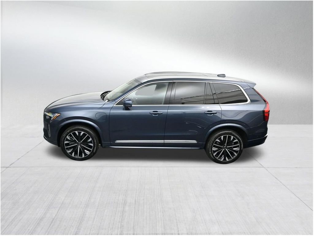 New 2026 Volvo XC90 T8 Core AWD/4WD image 14