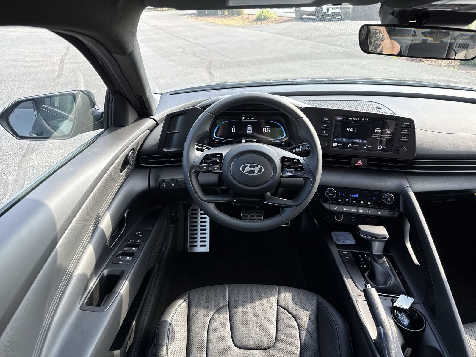New 2026 Hyundai Elantra SEL Sport FWD image 16