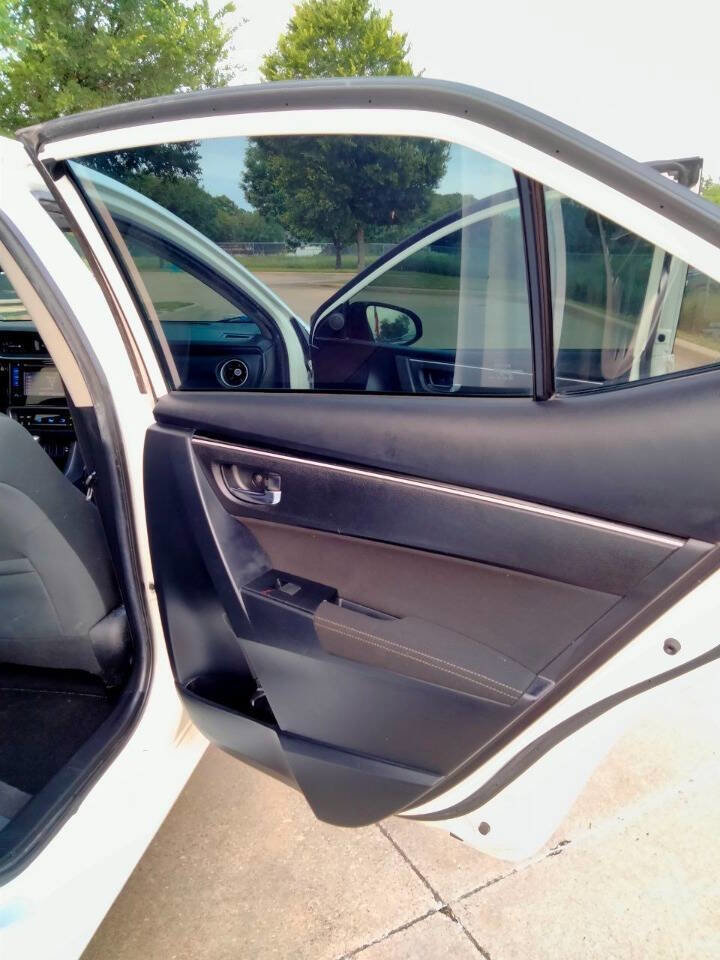 Used 2019 Toyota Corolla LE FWD image 20
