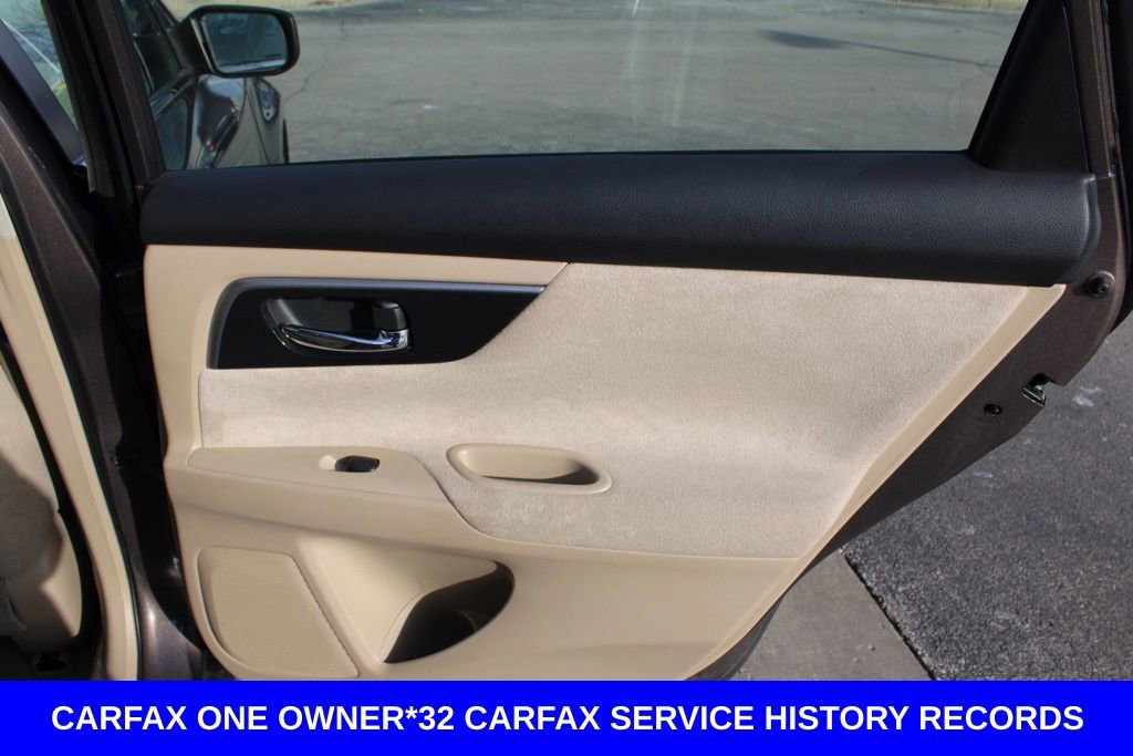 Used 2013 Nissan Altima 2.5 SV image 22