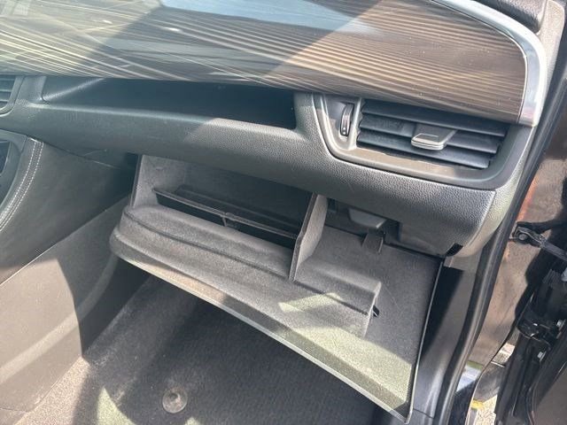 Used 2019 Buick Envision Premium w/ LPO, Active Package AWD/4WD image 44