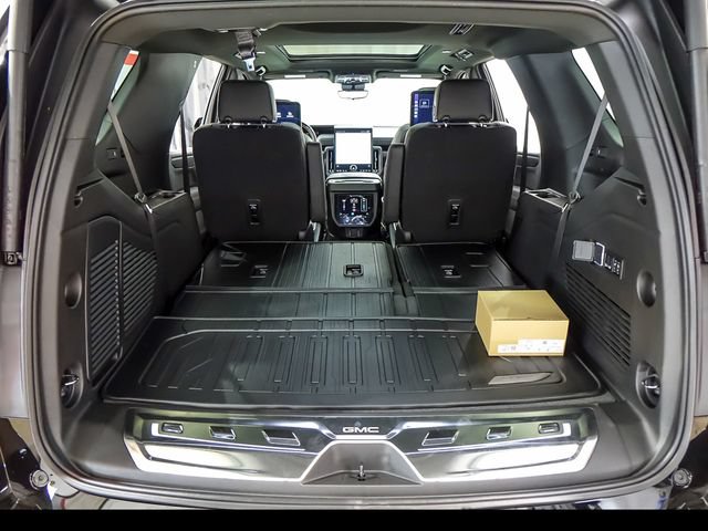 New 2026 GMC Yukon AT4 Ultimate w/ LPO, Illumination Package AWD/4WD image 22