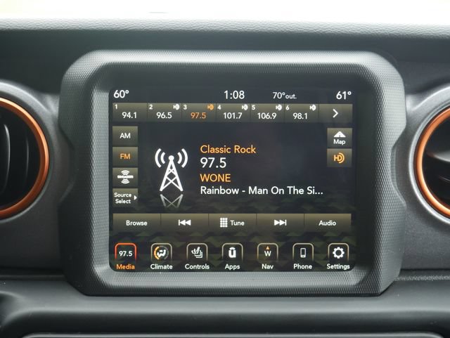 Used 2022 Jeep Gladiator Mojave w/ Cold Weather Group AWD/4WD image 21