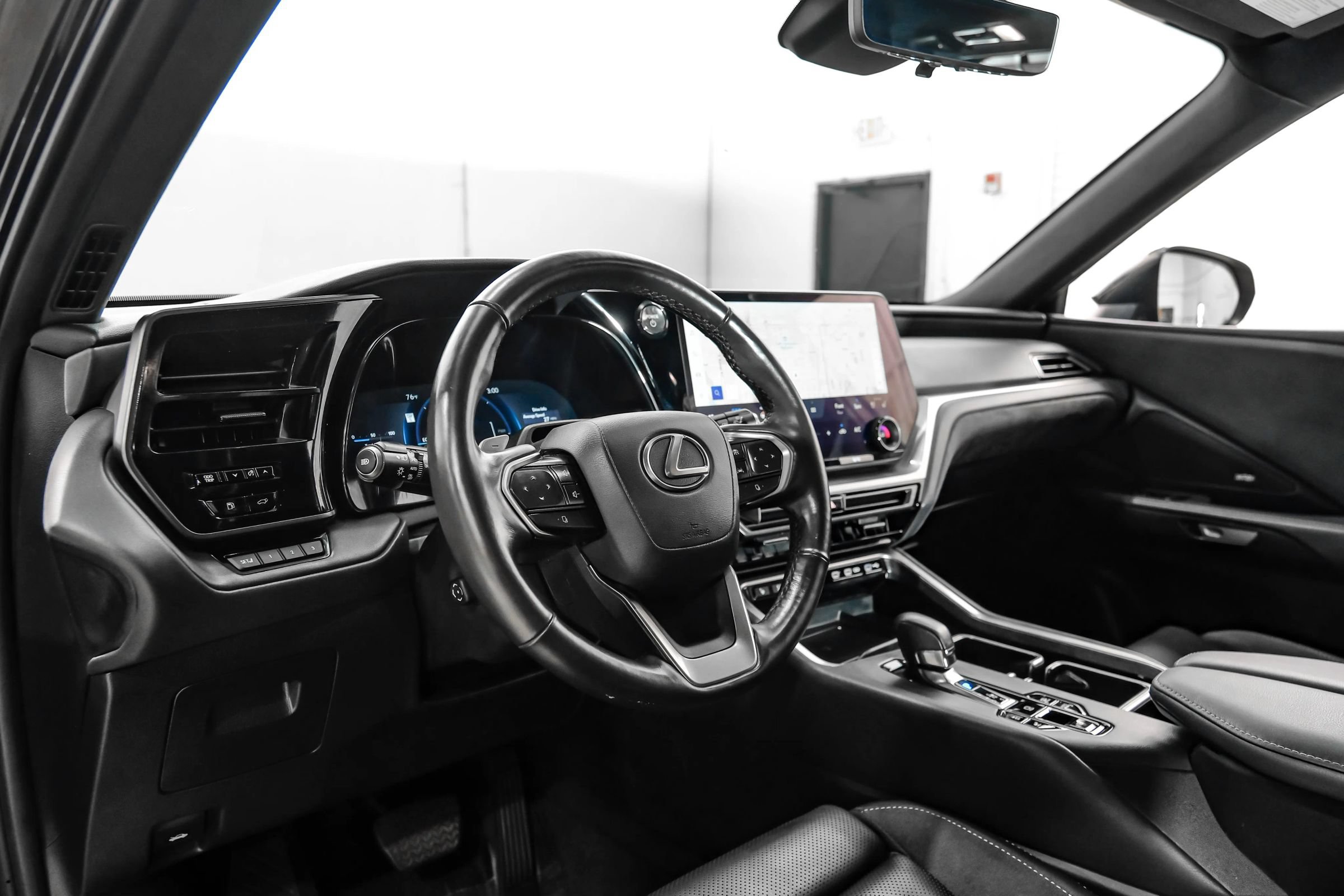 Used 2024 Lexus TX 550h AWD Plug-In Hybrid w/ Technology Package image 18