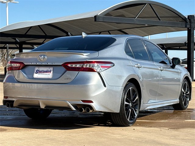 Used 2020 Toyota Camry XSE image 8