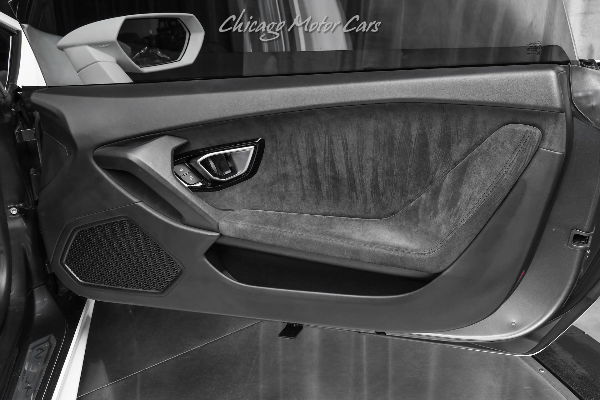 Used 2016 Lamborghini Huracan LP 610-4 AWD/4WD image 22