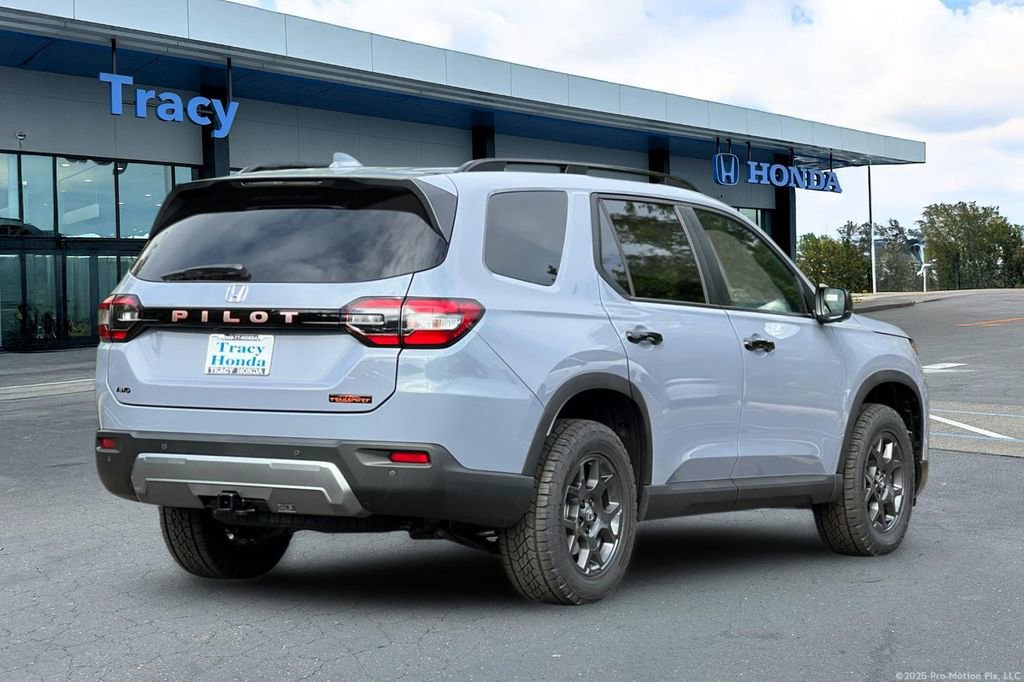 New 2026 Honda Pilot TrailSport image 6