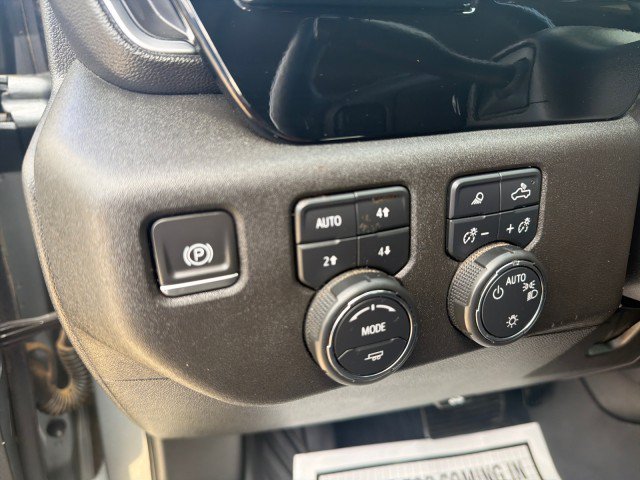 Used 2023 Chevrolet Silverado 1500 LT AWD/4WD image 6