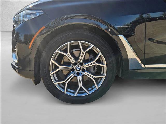 Used 2020 BMW X7 xDrive40i w/ Executive Package image 9