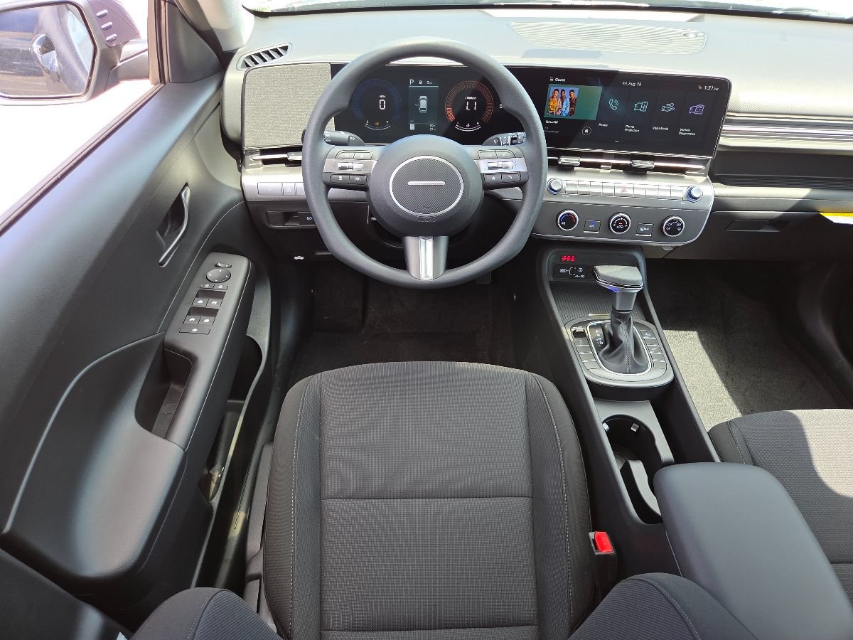 New 2027 Hyundai Kona SE AWD/4WD image 27