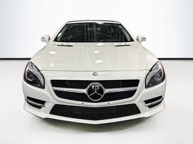 Used 2013 Mercedes-Benz SL 550 w/ Premium Pkg image 4
