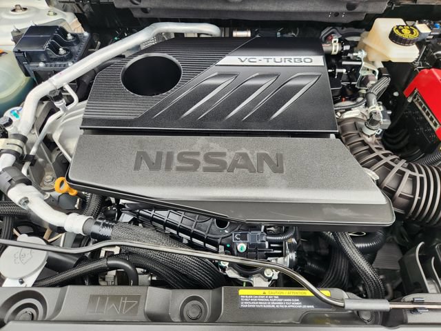 Used 2025 Nissan Rogue SL w/ Tech Package FWD image 33