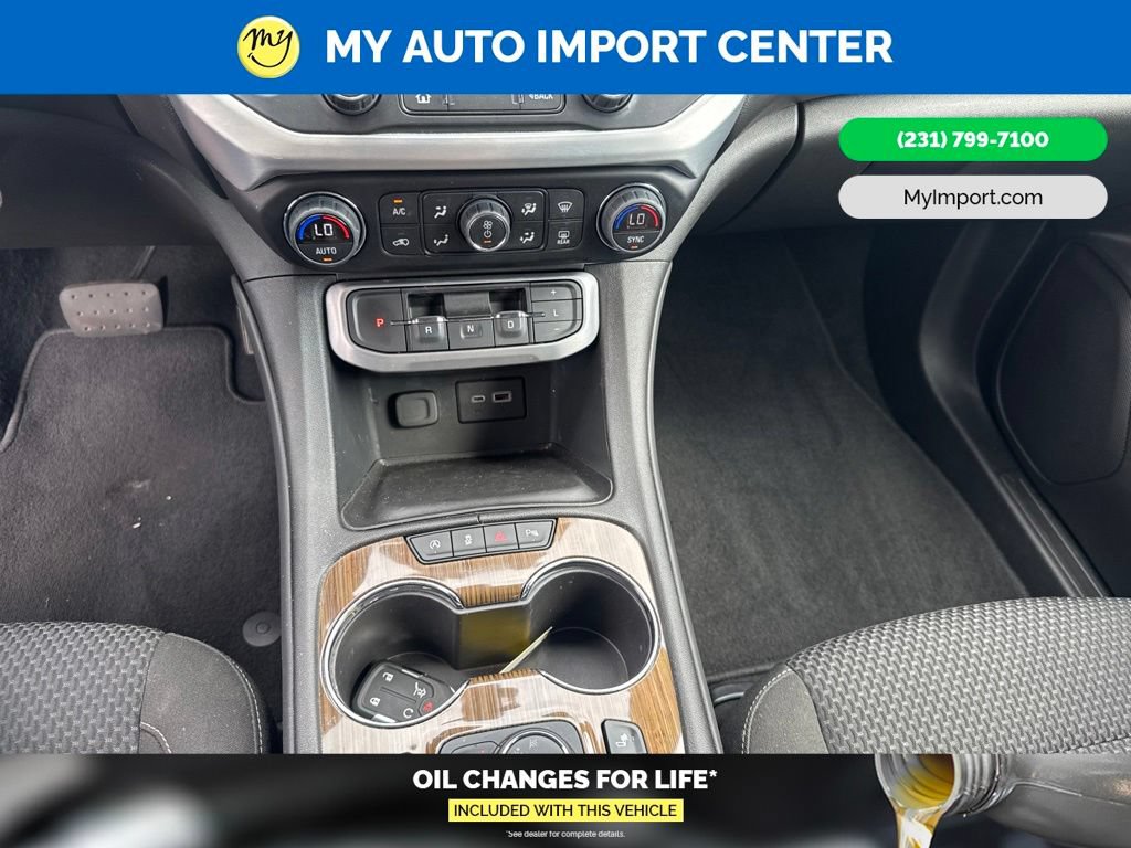 Used 2023 GMC Acadia SLE w/ Driver Convenience Package FWD image 23