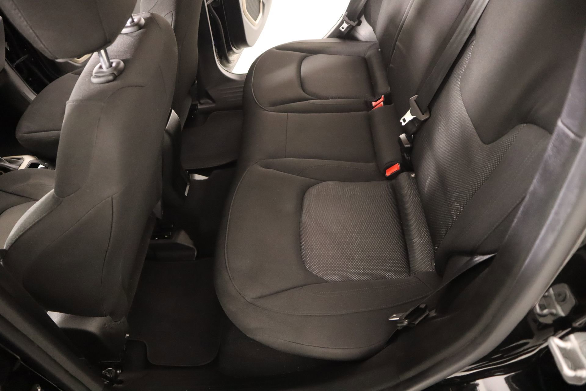 Used 2016 Jeep Renegade Sport w/ Power & Air Group image 10