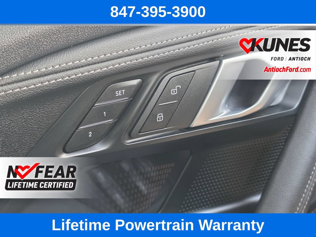 Used 2025 BMW M240i xDrive Coupe w/ Premium Package AWD/4WD image 25