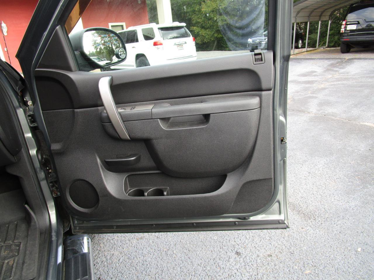 Used 2011 Chevrolet Silverado 1500 LT w/ All-Star Edition image 26