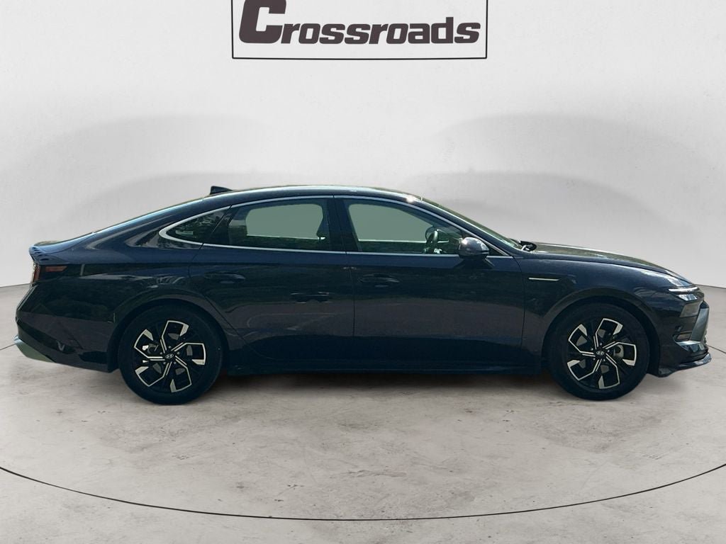 Used 2025 Hyundai Sonata SEL FWD image 6