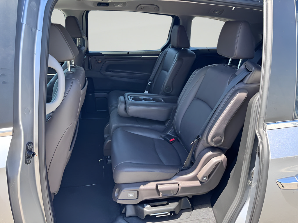 Used 2023 Honda Odyssey Touring image 39
