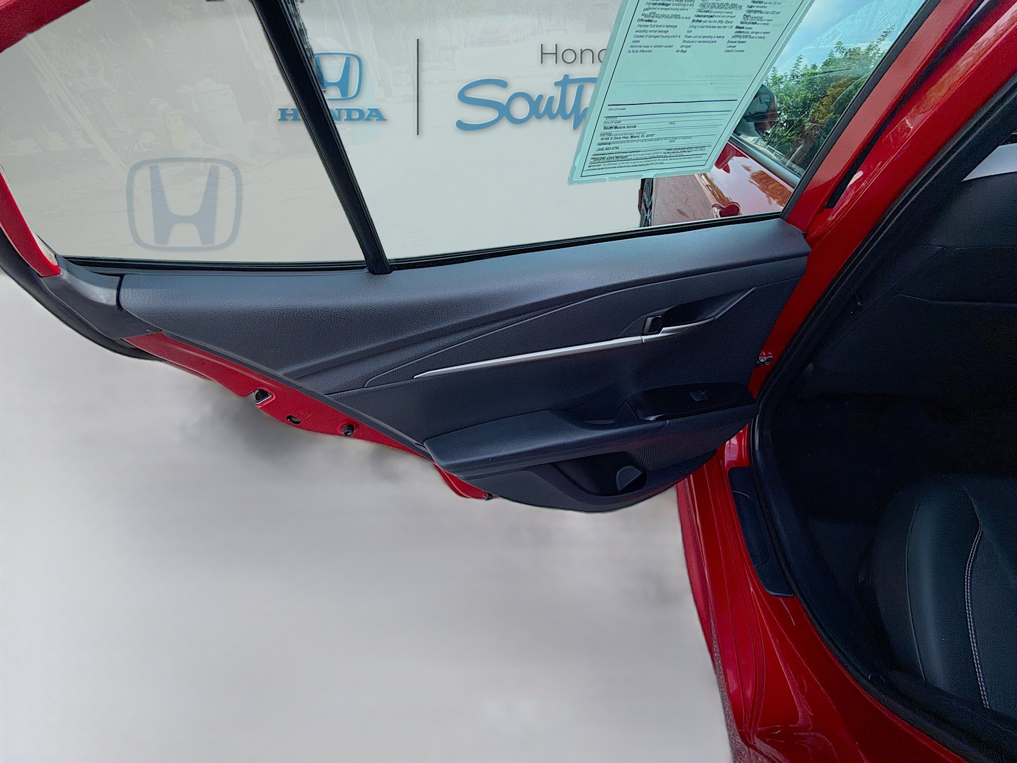 Used 2025 Toyota Camry SE FWD image 25