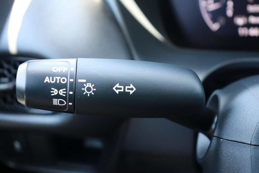 Certified 2026 Honda HR-V LX image 21