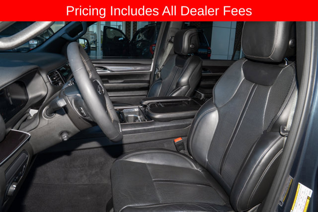 Used 2024 Jeep Wagoneer 4WD image 12