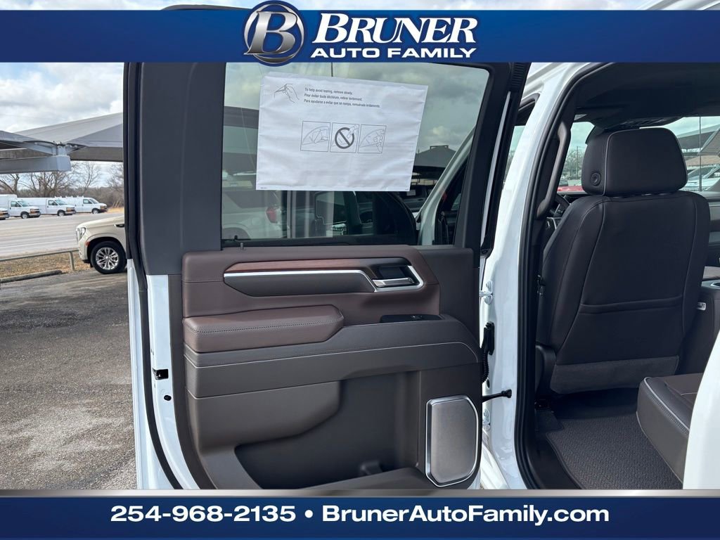 New 2026 GMC Sierra 3500 Denali w/ Denali Reserve Package image 14