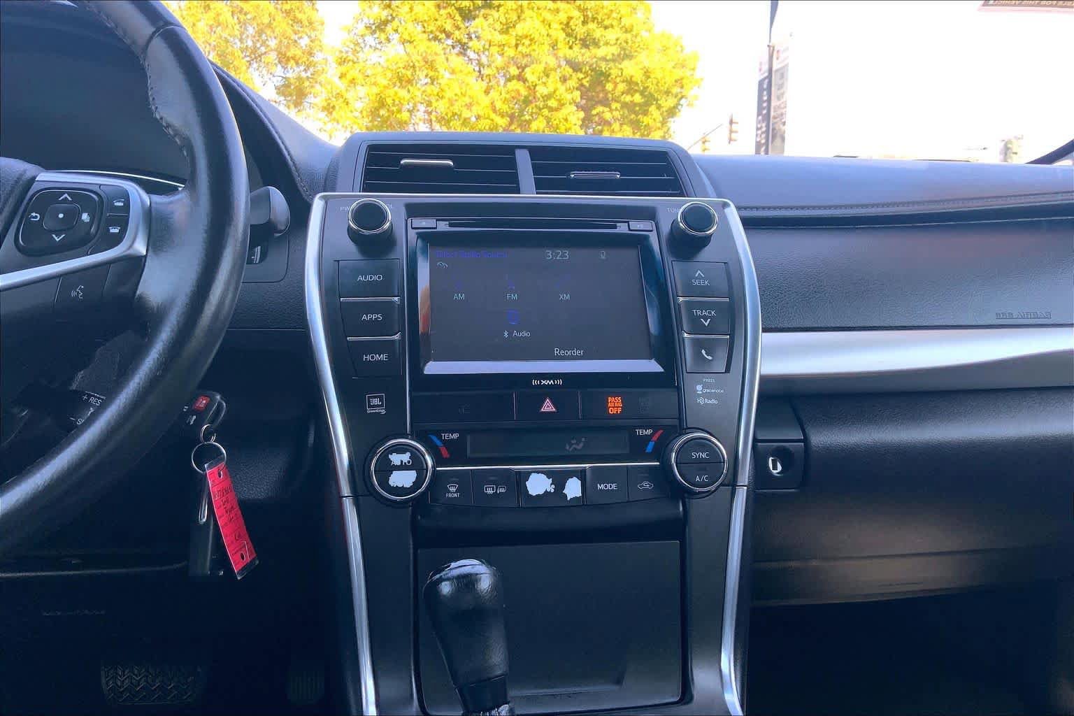 Used 2017 Toyota Camry XSE FWD image 32