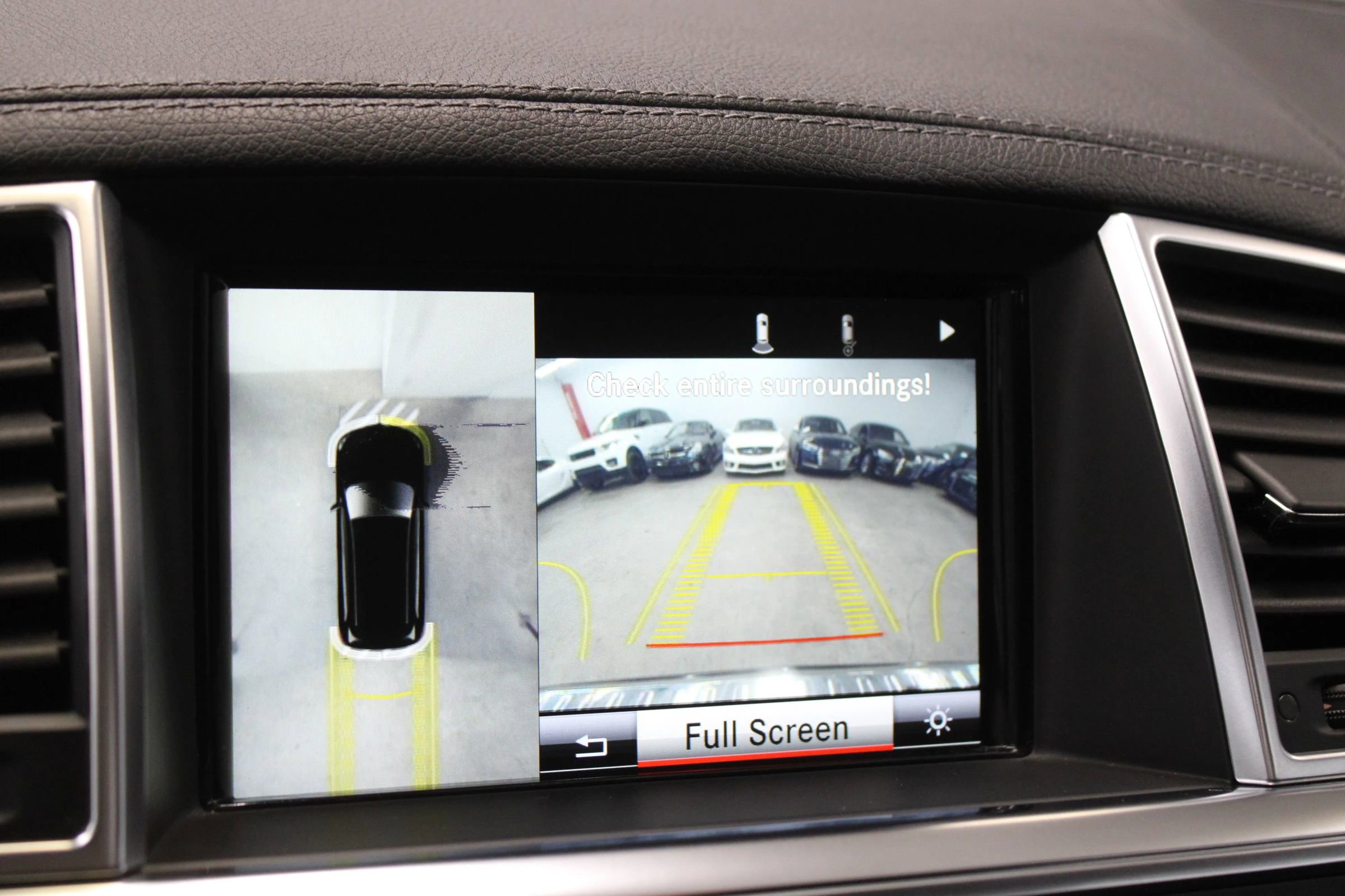 Used 2014 Mercedes-Benz GL 550 4MATIC image 21