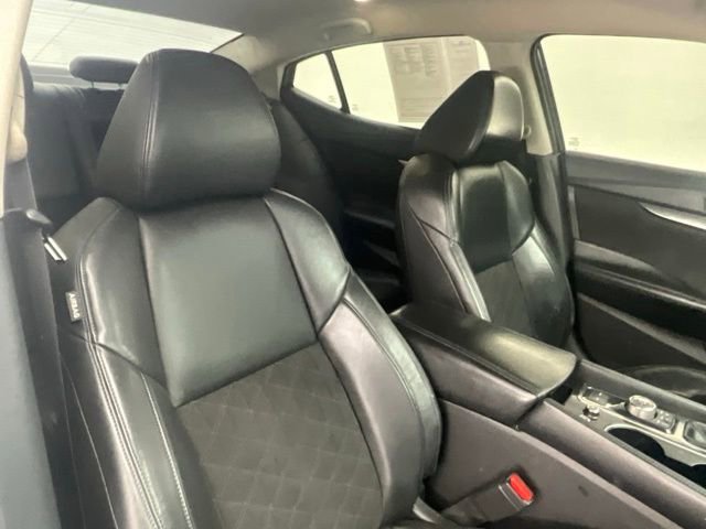 Used 2016 Nissan Maxima SR image 11