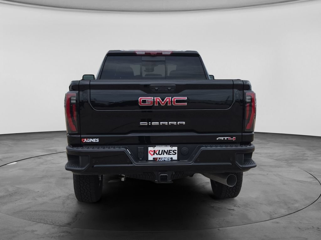 New 2026 GMC Sierra 2500 AT4 w/ AT4 Premium Plus Package AWD/4WD image 9