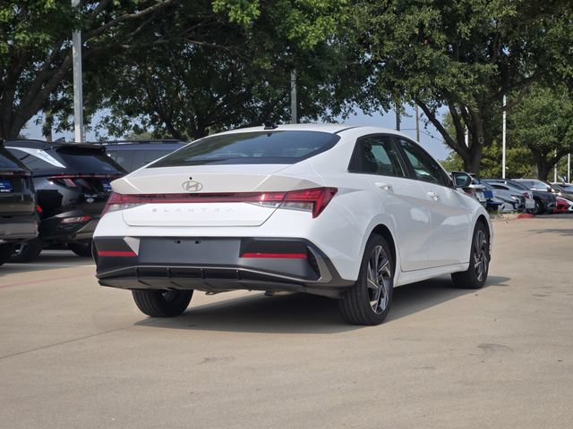 Certified 2025 Hyundai Elantra SEL FWD image 7