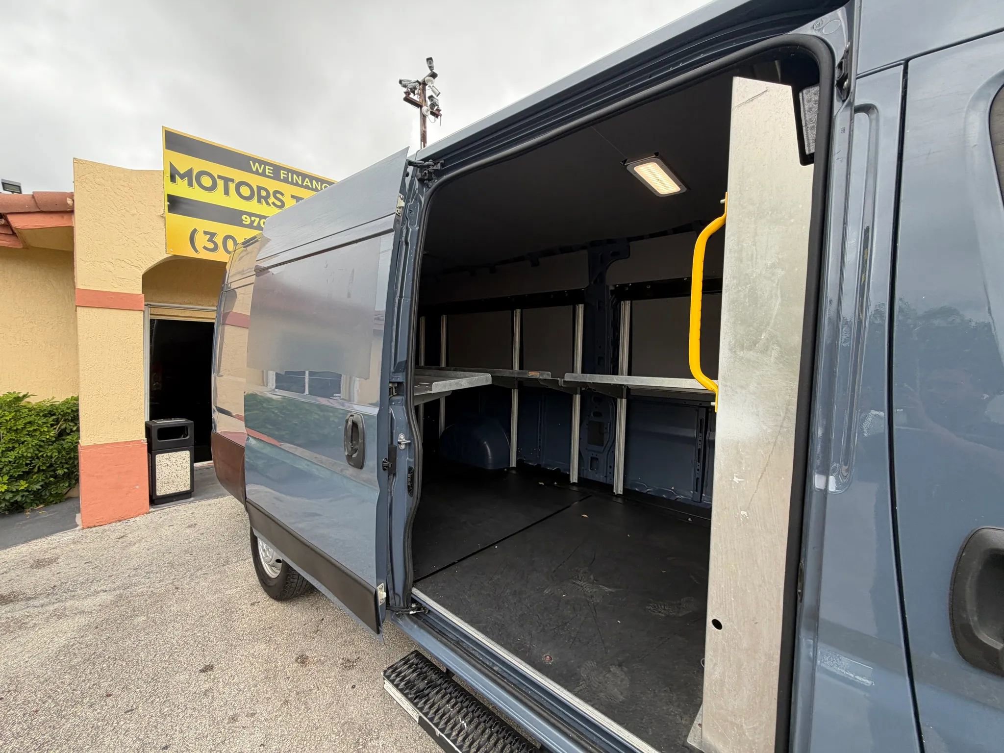 Used 2020 RAM ProMaster 3500 FWD image 9