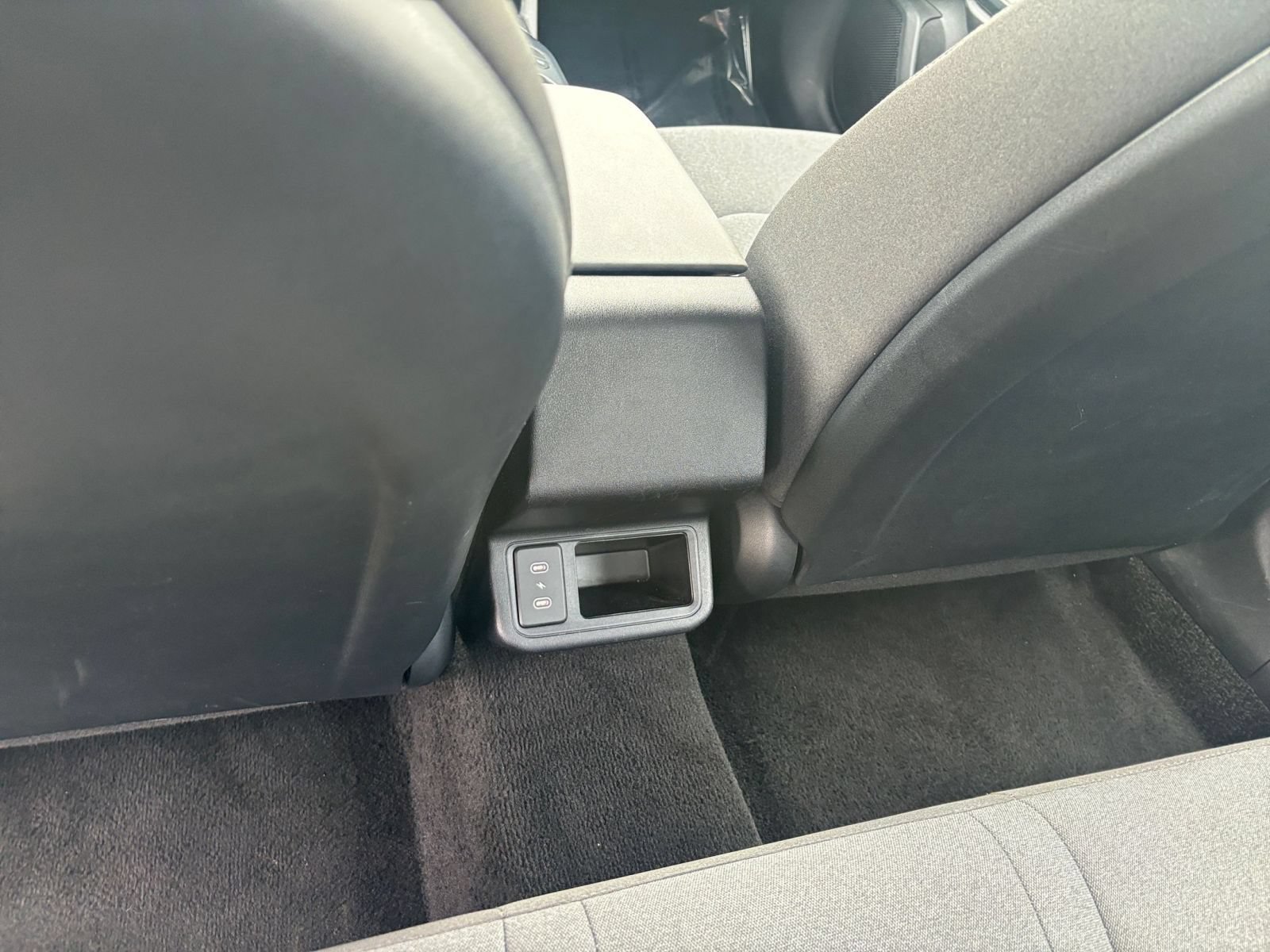 Used 2025 Kia K4 FWD image 24