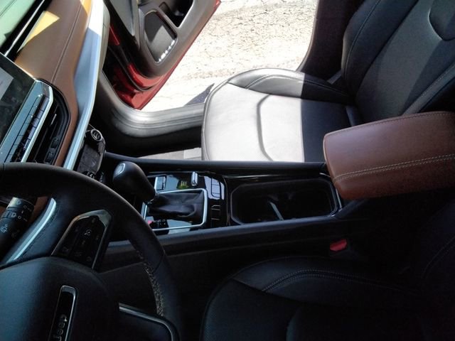 Used 2025 Jeep Compass Limited w/ Elite Group AWD/4WD image 23