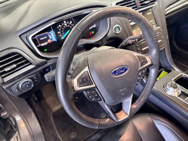 Used 2017 Ford Fusion Titanium FWD image 15