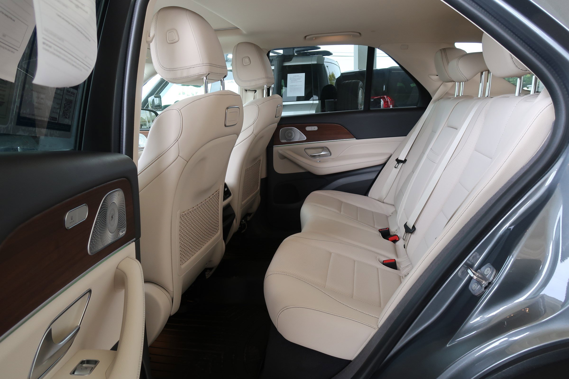 Used 2020 Mercedes-Benz GLE 450 4MATIC image 33